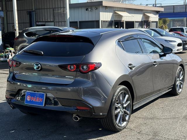 ＭＡＺＤＡ３ファストバック ２０Ｓ　ツーリング　ｉ－ＡＣＴＩＶＳＥＮＳＥ・フルセグナビ・全周囲カメラ・Ｃａｒｐｌａｙ・ＢＴオーディオ・ＨＤＭＩ・ワイヤレス充電・パワーシート・シート＆ステアヒーター・パドルシフト・革ステア・Ｃソナー・ＢＳＭ・１８ＡＷ（44枚目）