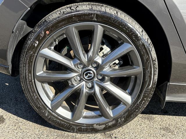 ＭＡＺＤＡ３ファストバック ２０Ｓ　ツーリング　ｉ－ＡＣＴＩＶＳＥＮＳＥ・フルセグナビ・全周囲カメラ・Ｃａｒｐｌａｙ・ＢＴオーディオ・ＨＤＭＩ・ワイヤレス充電・パワーシート・シート＆ステアヒーター・パドルシフト・革ステア・Ｃソナー・ＢＳＭ・１８ＡＷ（47枚目）