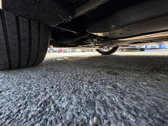 ＭＡＺＤＡ３ファストバック ２０Ｓ　ツーリング　ｉ－ＡＣＴＩＶＳＥＮＳＥ・フルセグナビ・全周囲カメラ・Ｃａｒｐｌａｙ・ＢＴオーディオ・ＨＤＭＩ・ワイヤレス充電・パワーシート・シート＆ステアヒーター・パドルシフト・革ステア・Ｃソナー・ＢＳＭ・１８ＡＷ（50枚目）