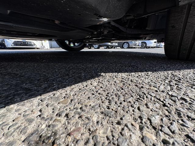 ＭＡＺＤＡ３ファストバック ２０Ｓ　ツーリング　ｉ－ＡＣＴＩＶＳＥＮＳＥ・フルセグナビ・全周囲カメラ・Ｃａｒｐｌａｙ・ＢＴオーディオ・ＨＤＭＩ・ワイヤレス充電・パワーシート・シート＆ステアヒーター・パドルシフト・革ステア・Ｃソナー・ＢＳＭ・１８ＡＷ（52枚目）