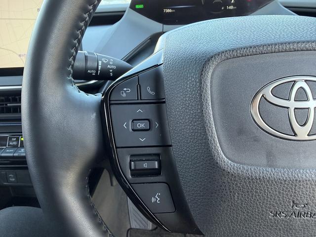 プリウス Z セーフティセンス・フルセグナビ・全周囲カメラ・Carplay・BTオーディオ・ETC2.0・デジタルミラー・パワーバックドア・パーキングアシスト・AC100V・Cソナー・BSM・RCTA・純正19AW(38枚目)