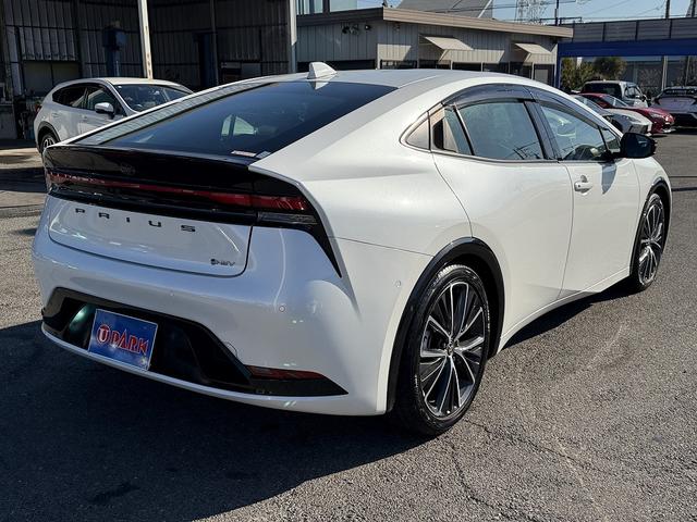 プリウス Z セーフティセンス・フルセグナビ・全周囲カメラ・Carplay・BTオーディオ・ETC2.0・デジタルミラー・パワーバックドア・パーキングアシスト・AC100V・Cソナー・BSM・RCTA・純正19AW(56枚目)