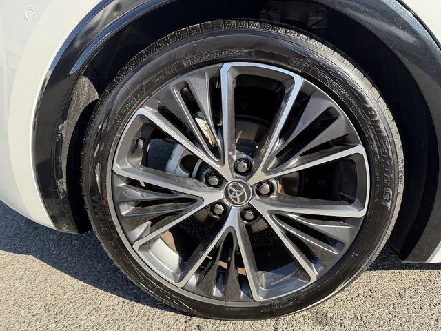 プリウス Z セーフティセンス・フルセグナビ・全周囲カメラ・Carplay・BTオーディオ・ETC2.0・デジタルミラー・パワーバックドア・パーキングアシスト・AC100V・Cソナー・BSM・RCTA・純正19AW(61枚目)