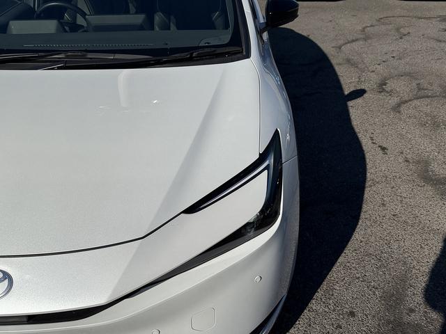 プリウス Z セーフティセンス・フルセグナビ・全周囲カメラ・Carplay・BTオーディオ・ETC2.0・デジタルミラー・パワーバックドア・パーキングアシスト・AC100V・Cソナー・BSM・RCTA・純正19AW(64枚目)