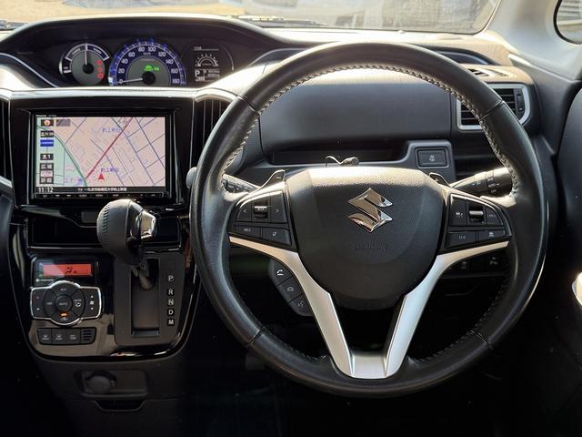 ソリオバンディット ハイブリッドＳＶ　後期・セーフティサポート・フルセグナビ・全周囲カメラ・ＥＴＣ・ＢＴオーディオ・ＬＥＤヘッドライト・リアＣソナー・シートヒーター・純正１５ＡＷ・スマートキー・革ステア・フロアマット・ドアバイザー（7枚目）