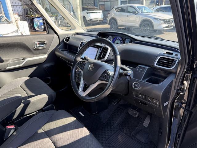 ソリオバンディット ハイブリッドＳＶ　後期・セーフティサポート・フルセグナビ・全周囲カメラ・ＥＴＣ・ＢＴオーディオ・ＬＥＤヘッドライト・リアＣソナー・シートヒーター・純正１５ＡＷ・スマートキー・革ステア・フロアマット・ドアバイザー（8枚目）