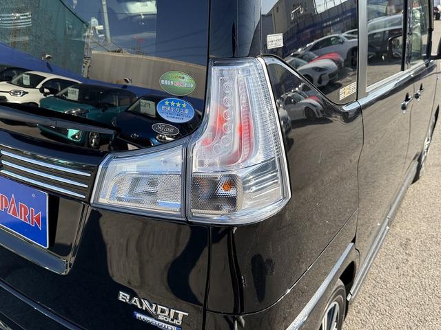 ソリオバンディット ハイブリッドＳＶ　後期・セーフティサポート・フルセグナビ・全周囲カメラ・ＥＴＣ・ＢＴオーディオ・ＬＥＤヘッドライト・リアＣソナー・シートヒーター・純正１５ＡＷ・スマートキー・革ステア・フロアマット・ドアバイザー（43枚目）