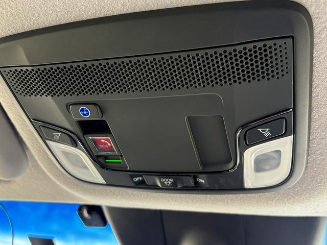 フィット e:HEVホーム ホンダセンシング・純正ナビ・バックカメラ・ETC・CD・BTオーディオ・USB・LEDヘッドライト・AUTOハイビーム・Cソナー・革ステア・ハーフレザー・フロアマット・ドアバイザー(35枚目)