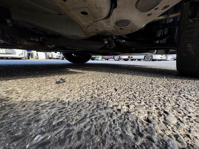 フィット e:HEVホーム ホンダセンシング・純正ナビ・バックカメラ・ETC・CD・BTオーディオ・USB・LEDヘッドライト・AUTOハイビーム・Cソナー・革ステア・ハーフレザー・フロアマット・ドアバイザー(50枚目)