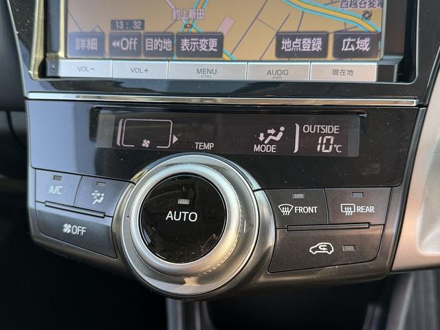 プリウスアルファ G 後期・純正8型フルセグナビ・バックカメラ・BTオーディオ・CD・DVD再生・クルーズコントロール・ハーフレザー・運転席パワーシート・LEDヘッドライト・革ステア・フロアマット・ドアバイザー(12枚目)