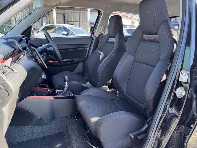 スイフトスポーツ ベースグレード　セーフティサポート・６ＭＴ・バックカメラ・Ｃａｒｐｌａｙ・ＥＴＣ・ＵＳＢ・シートヒーター・ＨＫＳマフラー・純正１７ＡＷ・Ｃソナー・ＢＳＭ・ＡＵＴＯハイビーム・スマートキー・革ステア・ドアバイザー（8枚目）