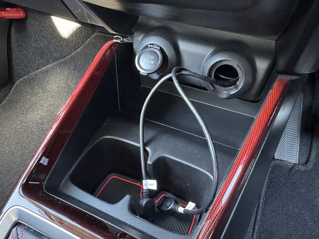 スイフトスポーツ ベースグレード　セーフティサポート・６ＭＴ・バックカメラ・Ｃａｒｐｌａｙ・ＥＴＣ・ＵＳＢ・シートヒーター・ＨＫＳマフラー・純正１７ＡＷ・Ｃソナー・ＢＳＭ・ＡＵＴＯハイビーム・スマートキー・革ステア・ドアバイザー（40枚目）