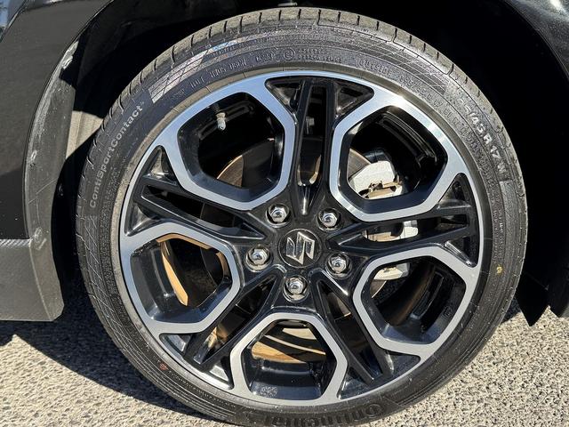 スイフトスポーツ ベースグレード　セーフティサポート・６ＭＴ・バックカメラ・Ｃａｒｐｌａｙ・ＥＴＣ・ＵＳＢ・シートヒーター・ＨＫＳマフラー・純正１７ＡＷ・Ｃソナー・ＢＳＭ・ＡＵＴＯハイビーム・スマートキー・革ステア・ドアバイザー（56枚目）