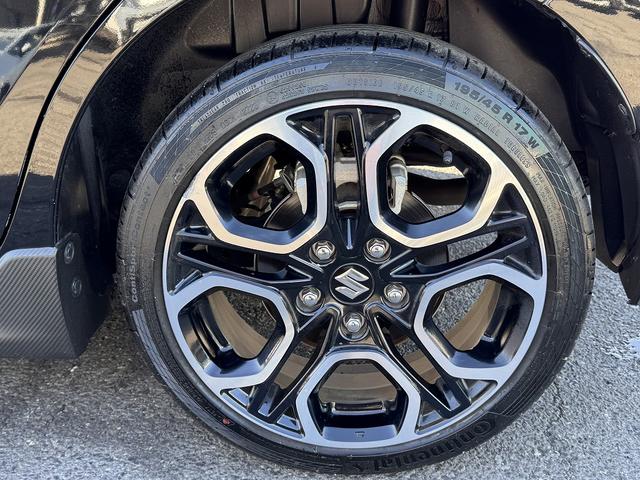 スイフトスポーツ ベースグレード　セーフティサポート・６ＭＴ・バックカメラ・Ｃａｒｐｌａｙ・ＥＴＣ・ＵＳＢ・シートヒーター・ＨＫＳマフラー・純正１７ＡＷ・Ｃソナー・ＢＳＭ・ＡＵＴＯハイビーム・スマートキー・革ステア・ドアバイザー（57枚目）