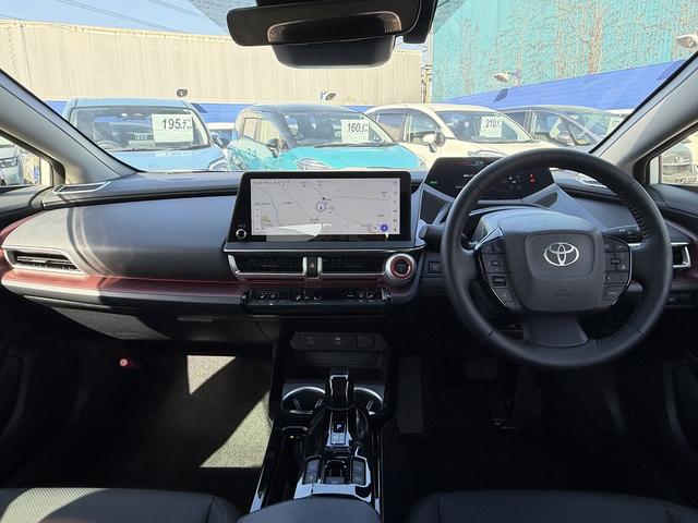 プリウス Z セーフティセンス・12.3型フルセグナビ・全周囲カメラ・BTオーディオ・Carplay・ETC2.0・ステアヒーター・Cソナー・BSM・RCTA・パーキングアシスト・AC100V電源・純正19AW(5枚目)