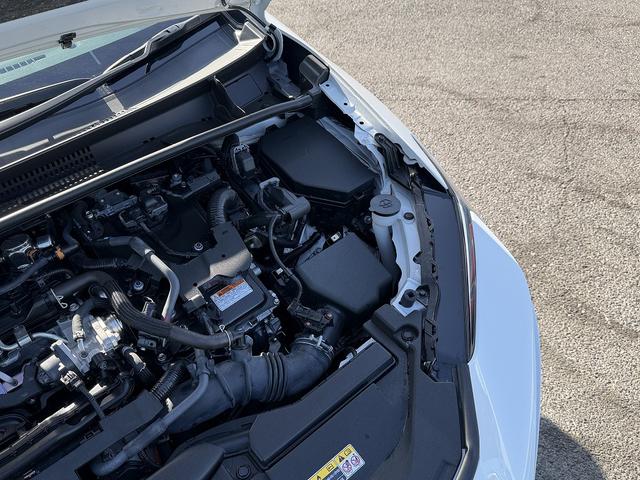 プリウス Z セーフティセンス・12.3型フルセグナビ・全周囲カメラ・BTオーディオ・Carplay・ETC2.0・ステアヒーター・Cソナー・BSM・RCTA・パーキングアシスト・AC100V電源・純正19AW(60枚目)