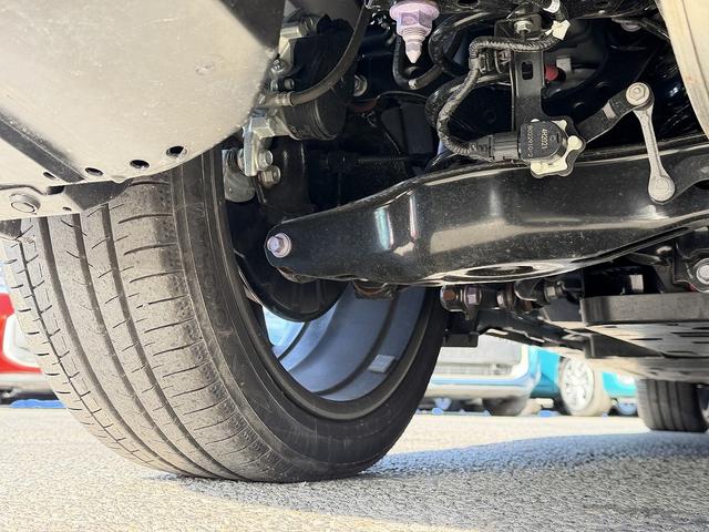 プリウス Z セーフティセンス・12.3型フルセグナビ・全周囲カメラ・BTオーディオ・Carplay・ETC2.0・ステアヒーター・Cソナー・BSM・RCTA・パーキングアシスト・AC100V電源・純正19AW(64枚目)