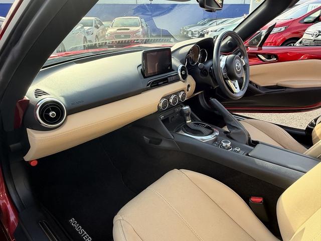 MAZDA ROADSTER RF VS