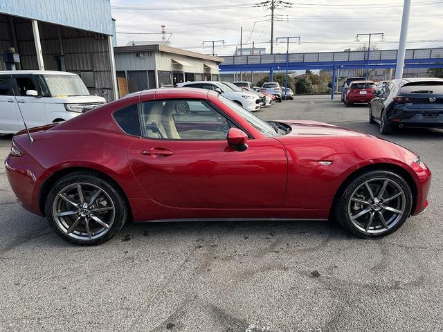 MAZDA ROADSTER RF VS