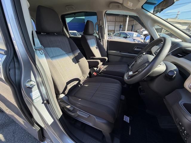 フリードハイブリッド ハイブリッド・Ｇホンダセンシング　１オーナー・ホンダセンシング・両側パワースライド・フルセグナビ・ＥＴＣ・バックカメラ・ＢＴオーディオ・ＬＥＤヘッドライト・ＡＵＴＯライト・スマートキー・ドアバイザー・フロアマット（8枚目）