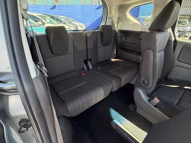 フリードハイブリッド ハイブリッド・Ｇホンダセンシング　１オーナー・ホンダセンシング・両側パワースライド・フルセグナビ・ＥＴＣ・バックカメラ・ＢＴオーディオ・ＬＥＤヘッドライト・ＡＵＴＯライト・スマートキー・ドアバイザー・フロアマット（11枚目）