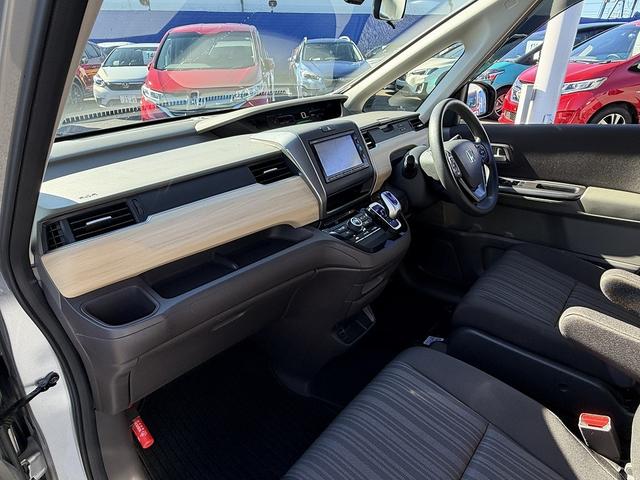 フリードハイブリッド ハイブリッド・Ｇホンダセンシング　１オーナー・ホンダセンシング・両側パワースライド・フルセグナビ・ＥＴＣ・バックカメラ・ＢＴオーディオ・ＬＥＤヘッドライト・ＡＵＴＯライト・スマートキー・ドアバイザー・フロアマット（15枚目）