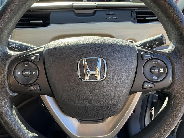 フリードハイブリッド ハイブリッド・Ｇホンダセンシング　１オーナー・ホンダセンシング・両側パワースライド・フルセグナビ・ＥＴＣ・バックカメラ・ＢＴオーディオ・ＬＥＤヘッドライト・ＡＵＴＯライト・スマートキー・ドアバイザー・フロアマット（21枚目）