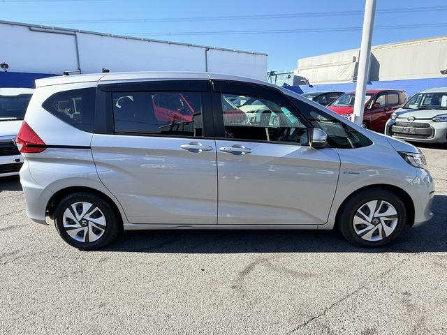 フリードハイブリッド ハイブリッド・Ｇホンダセンシング　１オーナー・ホンダセンシング・両側パワースライド・フルセグナビ・ＥＴＣ・バックカメラ・ＢＴオーディオ・ＬＥＤヘッドライト・ＡＵＴＯライト・スマートキー・ドアバイザー・フロアマット（40枚目）