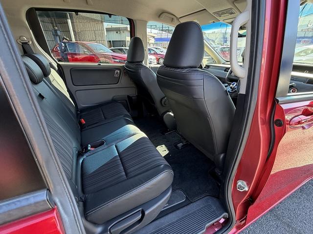 フリード+ハイブリッド ハイブリッドEX 両Pスライド・フルセグナビ・Bカメラ・BTオーディオ・ACC・LKA・LEDライト・ハーフレザー・シートヒーター・ETC・本革ステア・ミラーウィンカー・プライバシーガラス・ドアバイザー(9枚目)