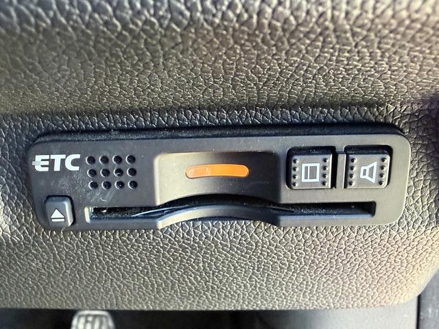 フリード+ハイブリッド ハイブリッドEX 両Pスライド・フルセグナビ・Bカメラ・BTオーディオ・ACC・LKA・LEDライト・ハーフレザー・シートヒーター・ETC・本革ステア・ミラーウィンカー・プライバシーガラス・ドアバイザー(28枚目)