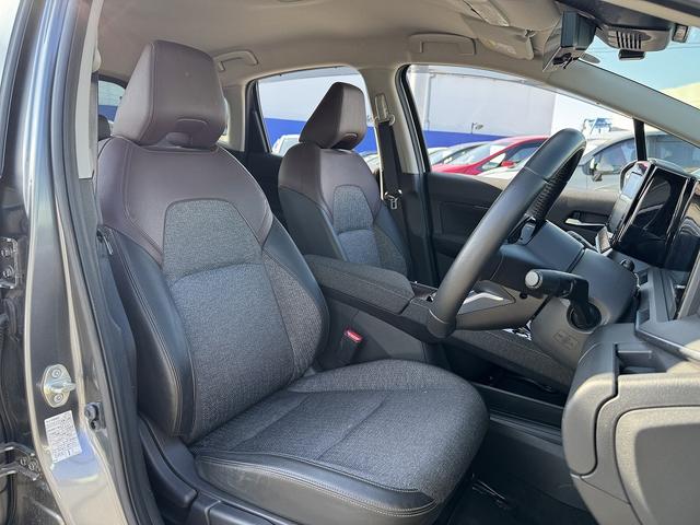 全方位運転支援システム・フルセグナビ・全周囲カメラ・ＢＴオーディオ・ＵＳＢ・シート＆ステアヒーター・ハーフレザー・デジタルミラー・Ｃソナー・ＢＳＭ・ＡＵＴＯハイビーム・純正１７ＡＷ