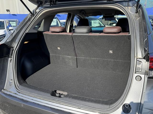 全方位運転支援システム・フルセグナビ・全周囲カメラ・ＢＴオーディオ・ＵＳＢ・シート＆ステアヒーター・ハーフレザー・デジタルミラー・Ｃソナー・ＢＳＭ・ＡＵＴＯハイビーム・純正１７ＡＷ