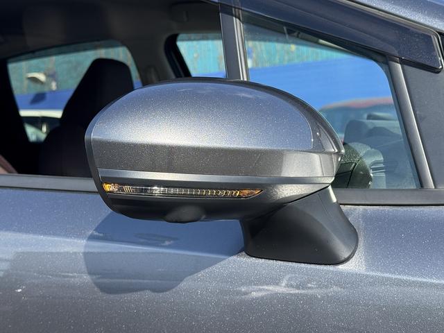 全方位運転支援システム・フルセグナビ・全周囲カメラ・ＢＴオーディオ・ＵＳＢ・シート＆ステアヒーター・ハーフレザー・デジタルミラー・Ｃソナー・ＢＳＭ・ＡＵＴＯハイビーム・純正１７ＡＷ