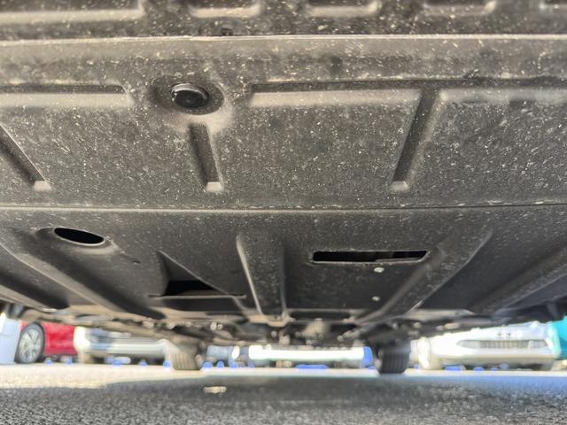 全方位運転支援システム・フルセグナビ・全周囲カメラ・ＢＴオーディオ・ＵＳＢ・シート＆ステアヒーター・ハーフレザー・デジタルミラー・Ｃソナー・ＢＳＭ・ＡＵＴＯハイビーム・純正１７ＡＷ