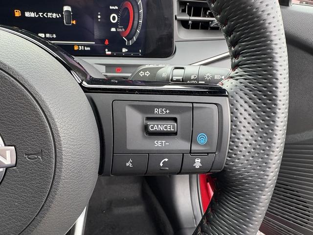 オーラ ニスモ　全周囲カメラ・フルセグナビ・ＢＴオーディオ・ＬＥＤライト・ＡＣＣ・ＬＫＡ・ＡＨＢ・ＢＳＭ・Ｃソナー・ＥＴＣ２．０・ＵＳＢ・デジタルミラー・シートヒーター・本革ステア・プライバシーガラス（12枚目）