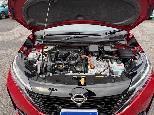 オーラ ニスモ　全周囲カメラ・フルセグナビ・ＢＴオーディオ・ＬＥＤライト・ＡＣＣ・ＬＫＡ・ＡＨＢ・ＢＳＭ・Ｃソナー・ＥＴＣ２．０・ＵＳＢ・デジタルミラー・シートヒーター・本革ステア・プライバシーガラス（46枚目）