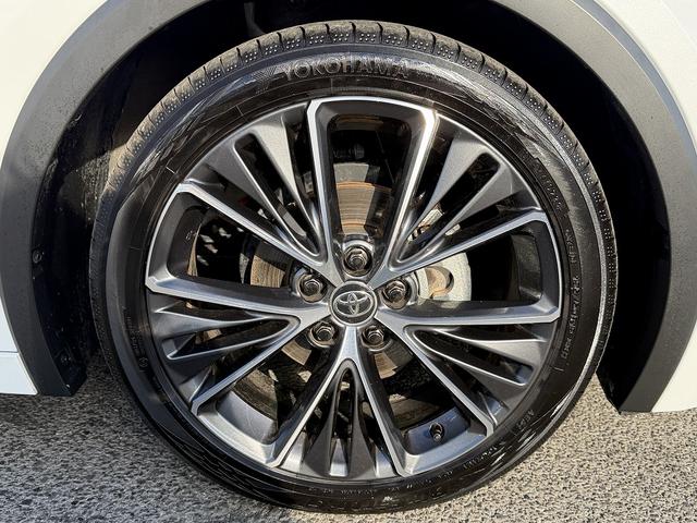 プリウス Ｇ　セーフティセンス・ディスプレイオーディオ・フルセグナビ・バックカメラ・ＥＴＣ２．０・Ｃａｒｐｌａｙ・ＢＴオーディオ・シートヒーター・Ｃソナー・ＢＳＭ・ＲＣＴＡ・ＡＵＴＯハイビーム・純正１９ＡＷ（52枚目）