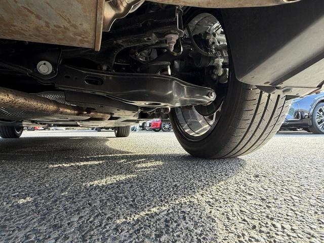 プリウス Ｇ　セーフティセンス・ディスプレイオーディオ・フルセグナビ・バックカメラ・ＥＴＣ２．０・Ｃａｒｐｌａｙ・ＢＴオーディオ・シートヒーター・Ｃソナー・ＢＳＭ・ＲＣＴＡ・ＡＵＴＯハイビーム・純正１９ＡＷ（57枚目）