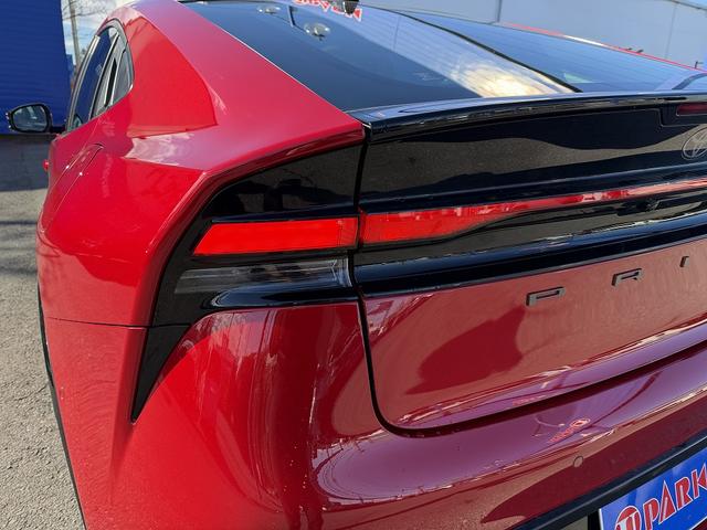 プリウス Ｚ　パノラマルーフ・モデリスタエアロ・セーフティセンス・フルセグ・ＥＴＣ２．０・全周囲カメラ・Ｃａｒｐｌａｙ・パワーバックドア・パーキングアシスト・ＡＣ１００Ｖ・Ｃソナー・ＢＳＭ・ＲＣＴＡ・純正１９ＡＷ（45枚目）