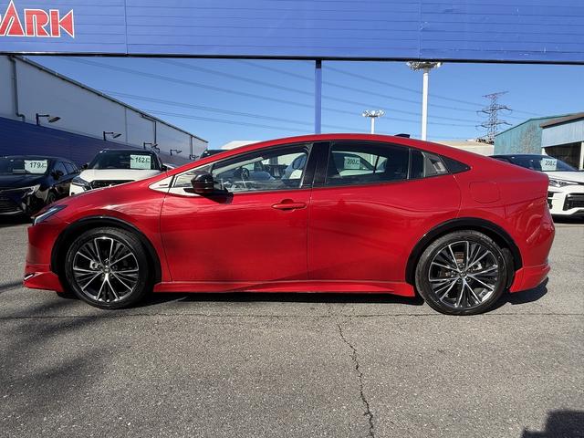 プリウス Ｚ　パノラマルーフ・モデリスタエアロ・セーフティセンス・フルセグ・ＥＴＣ２．０・全周囲カメラ・Ｃａｒｐｌａｙ・パワーバックドア・パーキングアシスト・ＡＣ１００Ｖ・Ｃソナー・ＢＳＭ・ＲＣＴＡ・純正１９ＡＷ（55枚目）