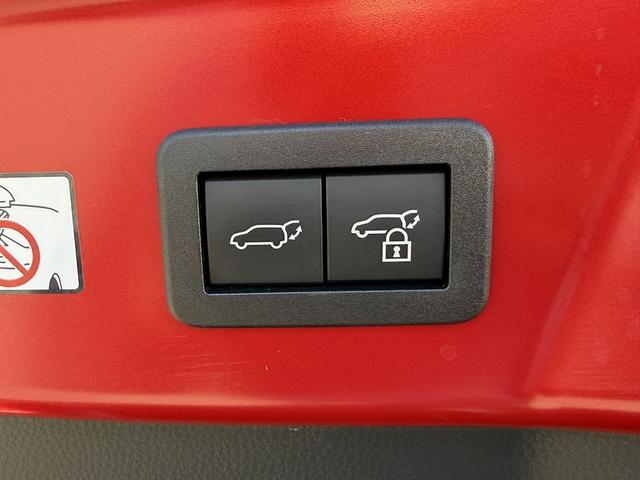 プリウス Ｚ　パノラマルーフ・モデリスタエアロ・セーフティセンス・フルセグ・ＥＴＣ２．０・全周囲カメラ・Ｃａｒｐｌａｙ・パワーバックドア・パーキングアシスト・ＡＣ１００Ｖ・Ｃソナー・ＢＳＭ・ＲＣＴＡ・純正１９ＡＷ（56枚目）