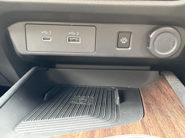 オーラ Ｇ　Ｐパイロット・全周囲カメラ・フルセグナビ・ＢＴオーディオ・ＢＯＳＥ・ＬＥＤライト・ハーフレザー・Ｃソナー・ＡＣＣ・ＬＫＡ・ＡＨＢ・ＢＳＭ・ＵＳＢ・ＥＴＣ２．０・ドアバイザー・本革ステア（21枚目）