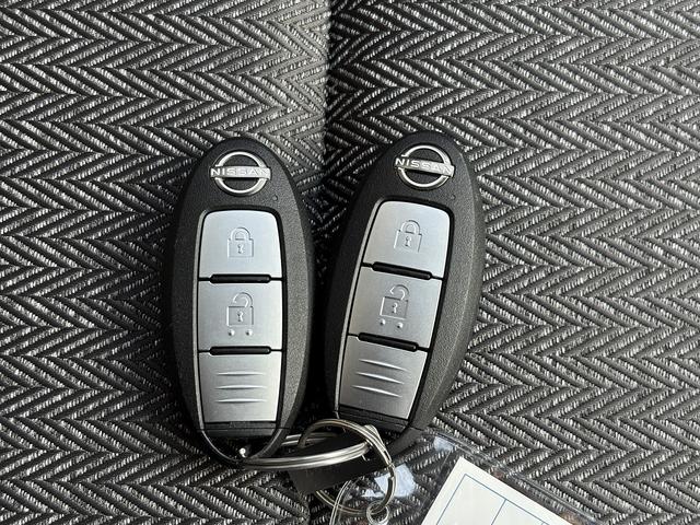 オーラ Ｇ　Ｐパイロット・全周囲カメラ・フルセグナビ・ＢＴオーディオ・ＢＯＳＥ・ＬＥＤライト・ハーフレザー・Ｃソナー・ＡＣＣ・ＬＫＡ・ＡＨＢ・ＢＳＭ・ＵＳＢ・ＥＴＣ２．０・ドアバイザー・本革ステア（26枚目）