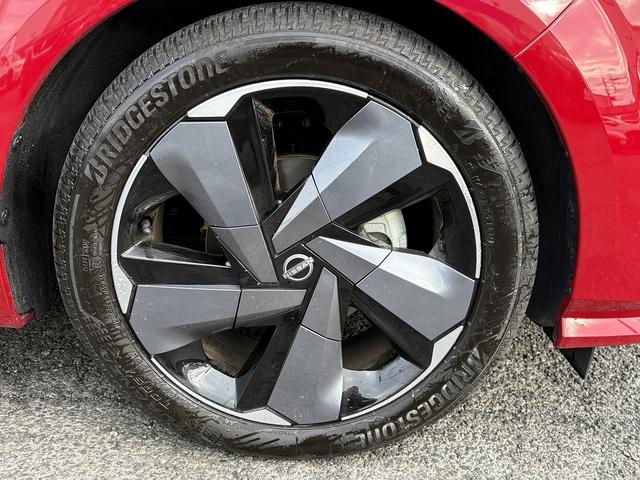 オーラ Ｇ　Ｐパイロット・全周囲カメラ・フルセグナビ・ＢＴオーディオ・ＢＯＳＥ・ＬＥＤライト・ハーフレザー・Ｃソナー・ＡＣＣ・ＬＫＡ・ＡＨＢ・ＢＳＭ・ＵＳＢ・ＥＴＣ２．０・ドアバイザー・本革ステア（43枚目）