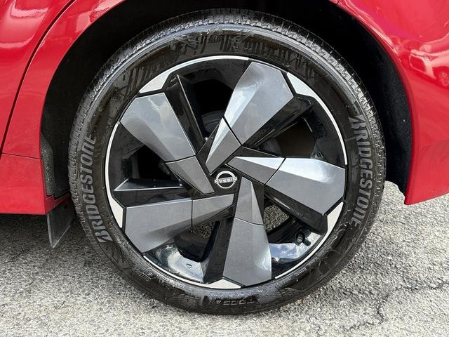 オーラ Ｇ　Ｐパイロット・全周囲カメラ・フルセグナビ・ＢＴオーディオ・ＢＯＳＥ・ＬＥＤライト・ハーフレザー・Ｃソナー・ＡＣＣ・ＬＫＡ・ＡＨＢ・ＢＳＭ・ＵＳＢ・ＥＴＣ２．０・ドアバイザー・本革ステア（45枚目）