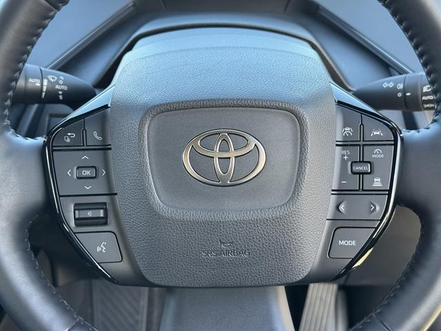 プリウス Ｚ　セーフティセンス・１２．３型フルセグナビ・全周囲カメラ・ＢＴオーディオ・Ｃａｒｐｌａｙ・ＥＴＣ２．０・デジタルミラー・パワーバックドア・ワイヤレス充電・Ｃソナー・ＢＳＭ・ＲＣＴＡ・純正１９ＡＷ（14枚目）