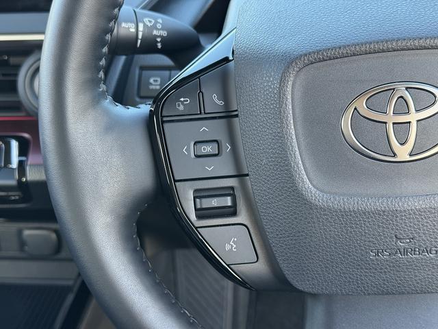 プリウス Ｚ　セーフティセンス・１２．３型フルセグナビ・全周囲カメラ・ＢＴオーディオ・Ｃａｒｐｌａｙ・ＥＴＣ２．０・デジタルミラー・パワーバックドア・ワイヤレス充電・Ｃソナー・ＢＳＭ・ＲＣＴＡ・純正１９ＡＷ（36枚目）