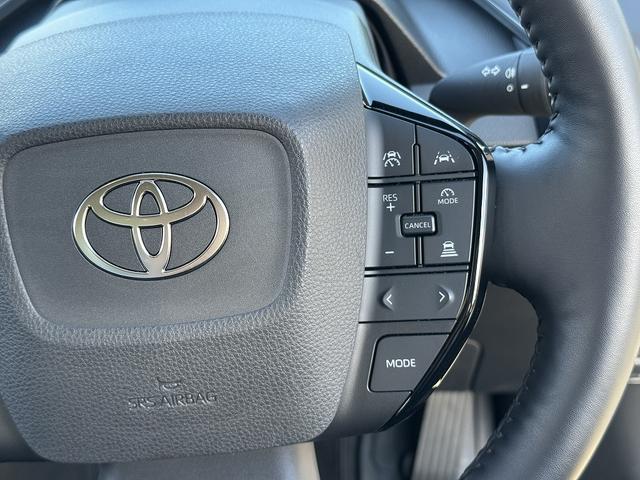 プリウス Ｚ　セーフティセンス・１２．３型フルセグナビ・全周囲カメラ・ＢＴオーディオ・Ｃａｒｐｌａｙ・ＥＴＣ２．０・デジタルミラー・パワーバックドア・ワイヤレス充電・Ｃソナー・ＢＳＭ・ＲＣＴＡ・純正１９ＡＷ（37枚目）