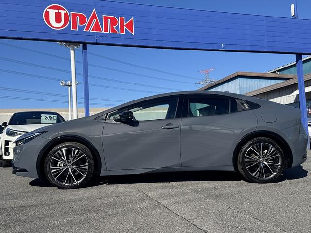 プリウス Ｚ　セーフティセンス・１２．３型フルセグナビ・全周囲カメラ・ＢＴオーディオ・Ｃａｒｐｌａｙ・ＥＴＣ２．０・デジタルミラー・パワーバックドア・ワイヤレス充電・Ｃソナー・ＢＳＭ・ＲＣＴＡ・純正１９ＡＷ（53枚目）