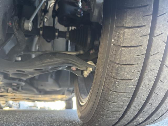 プリウス Ｚ　セーフティセンス・１２．３型フルセグナビ・全周囲カメラ・ＢＴオーディオ・Ｃａｒｐｌａｙ・ＥＴＣ２．０・デジタルミラー・パワーバックドア・ワイヤレス充電・Ｃソナー・ＢＳＭ・ＲＣＴＡ・純正１９ＡＷ（60枚目）